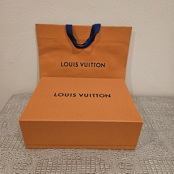 Louis Vuitton Other - LOUIS VUITTON Large Authentic Gift Shopping Bag & Gift Box Orange